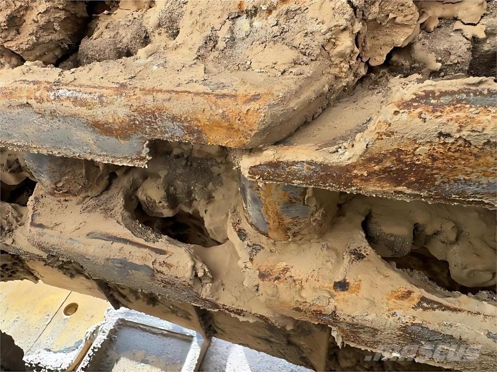 Komatsu D61-15px Pásové dozery