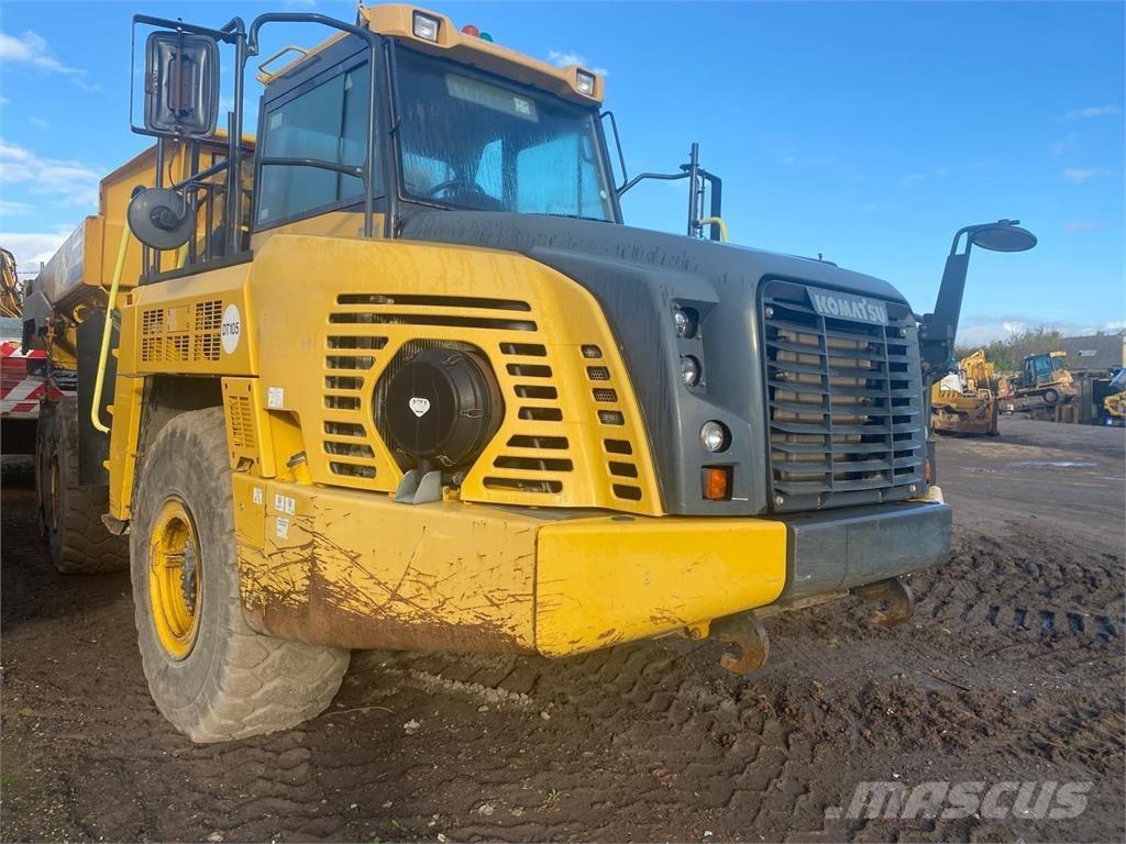 Komatsu HM300-5 Kloubové dempry