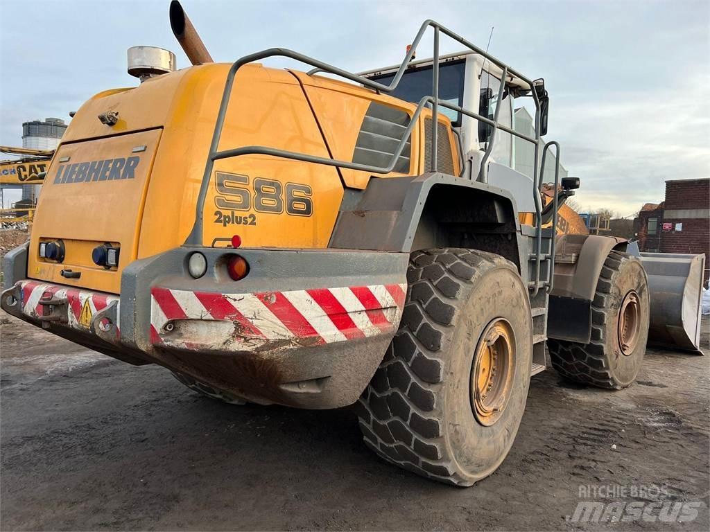 Liebherr L586 Kolové nakladače