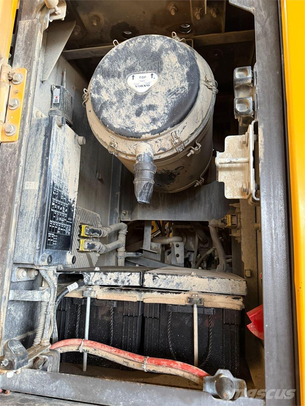 Volvo EC380EL Pásová rýpadla