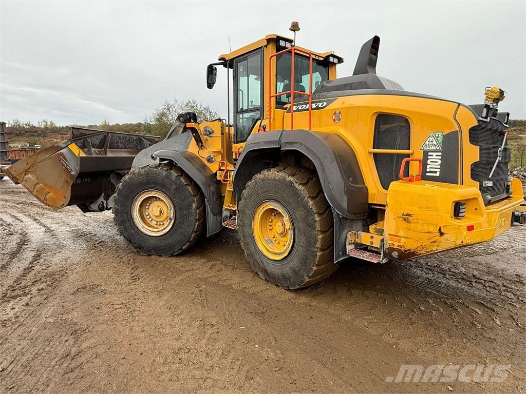 Volvo L110H Kolové nakladače