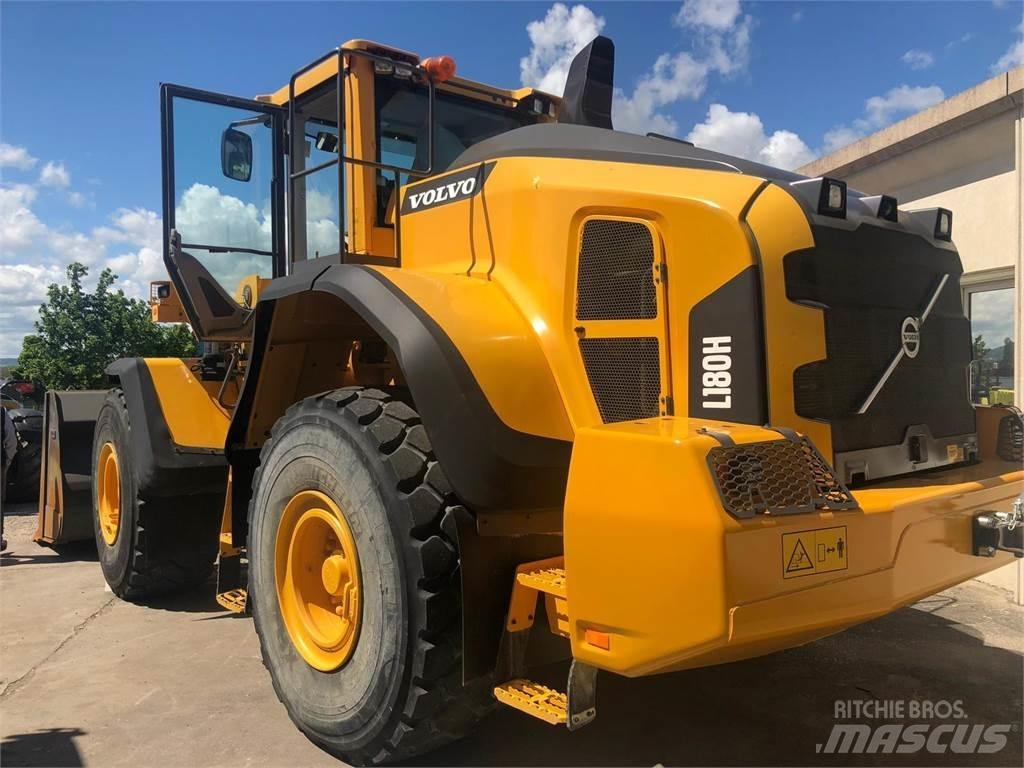 Volvo L180H Kolové nakladače