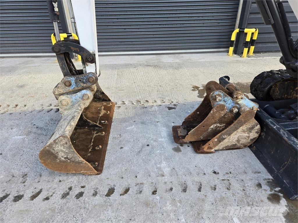 Bobcat E27 Mini rýpadla < 7t