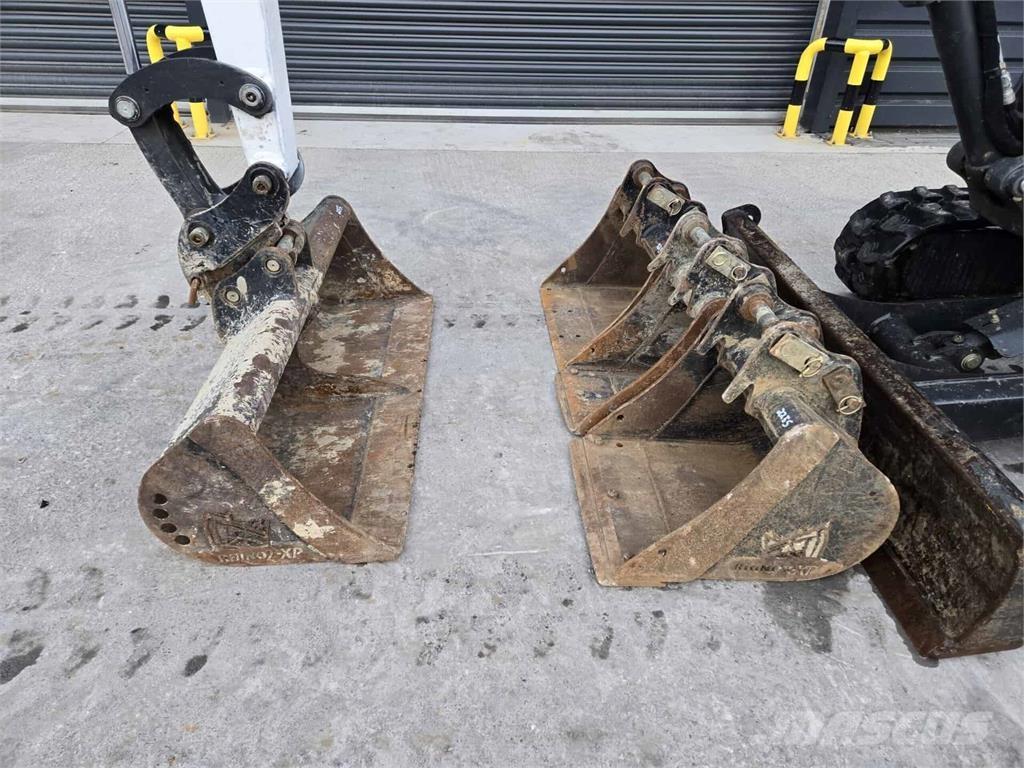 Bobcat E27 Mini rýpadla < 7t