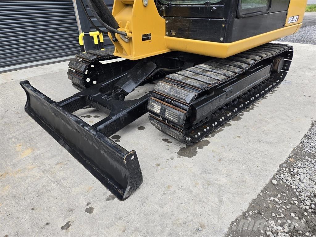 CAT 305.5E2 Midi rýpadla 7t - 12t