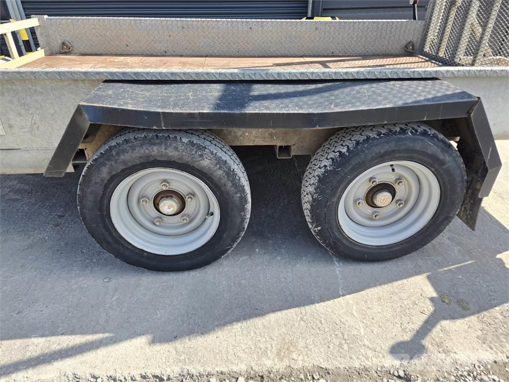   Přívesy na přepravu automobilů