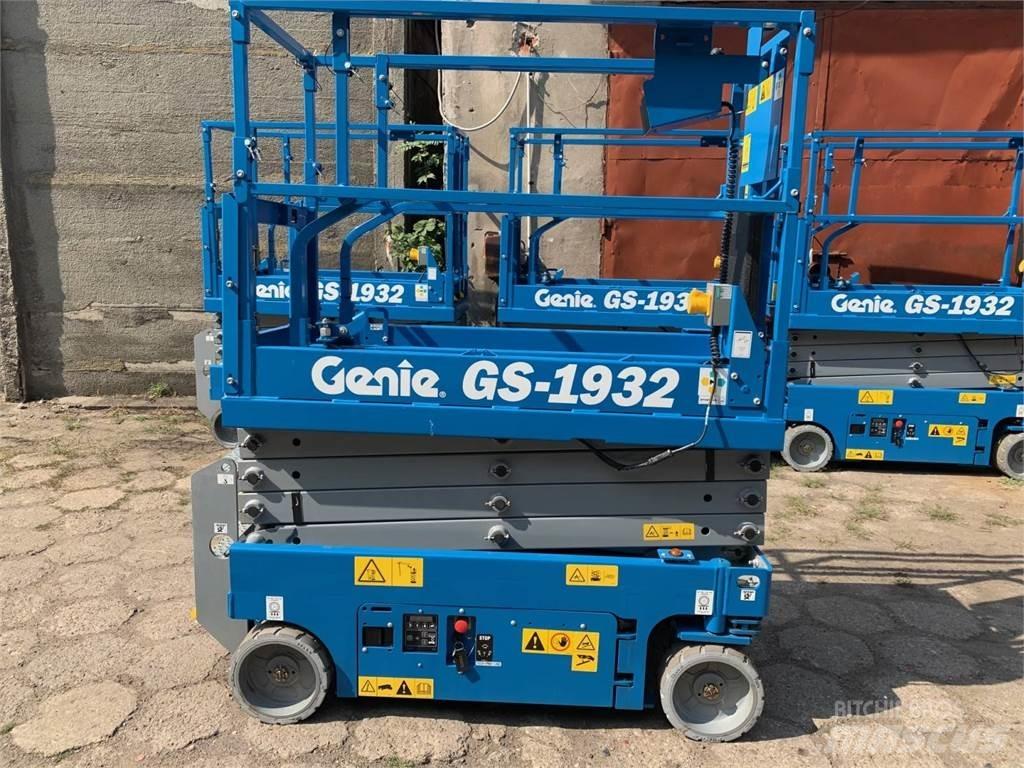 Genie 1932 Nůžková zvedací plošina