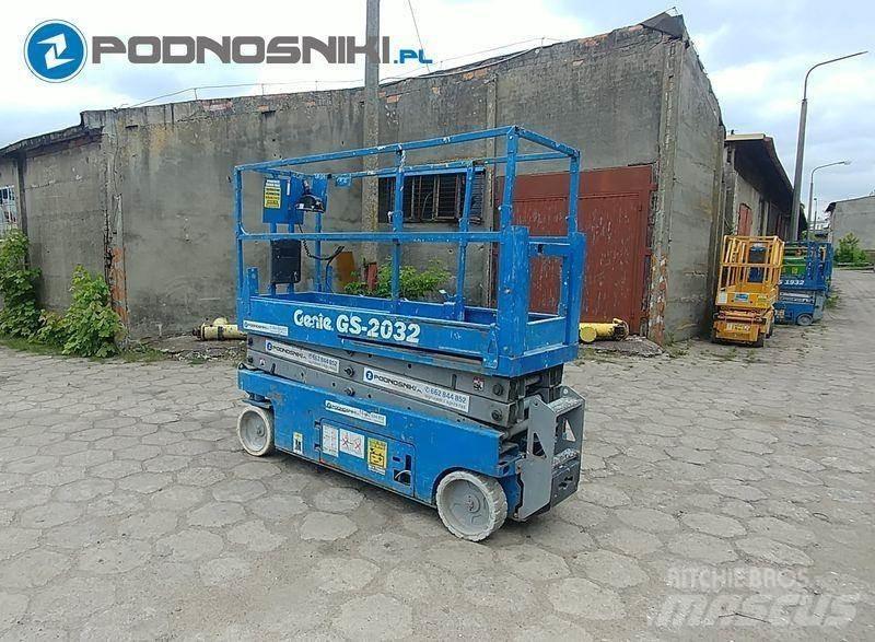 Genie 2032 Nůžková zvedací plošina