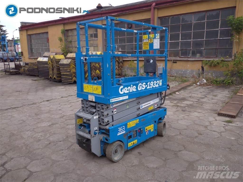 Genie 3219 Nůžková zvedací plošina