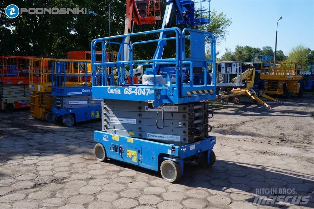 Genie 4047 Nůžková zvedací plošina