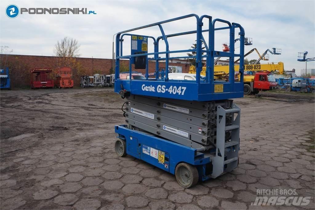 Genie 4047 Nůžková zvedací plošina