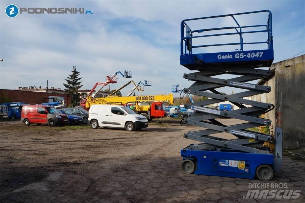 Genie 4047 Nůžková zvedací plošina