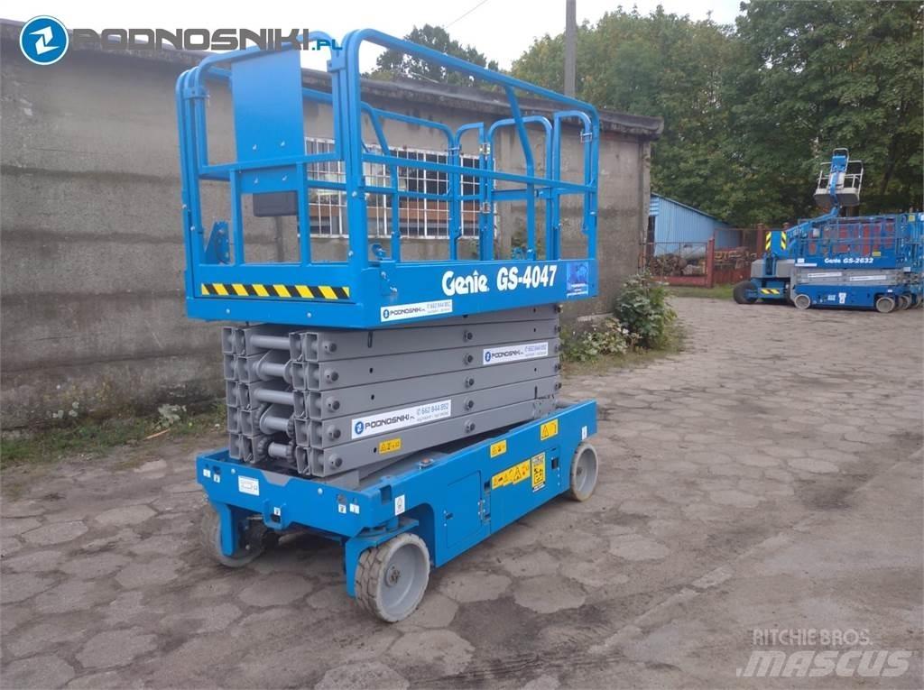 Genie 4047 Nůžková zvedací plošina