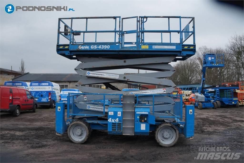 Genie 4390 Nůžková zvedací plošina