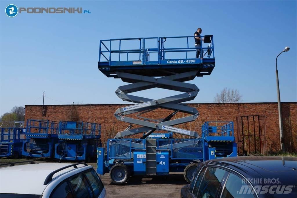 Genie 4390 Nůžková zvedací plošina