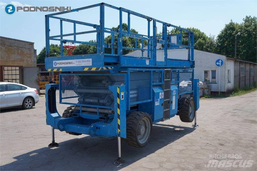 Genie 4390 RT Nůžková zvedací plošina