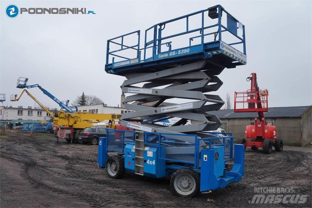 Genie 5390 Nůžková zvedací plošina