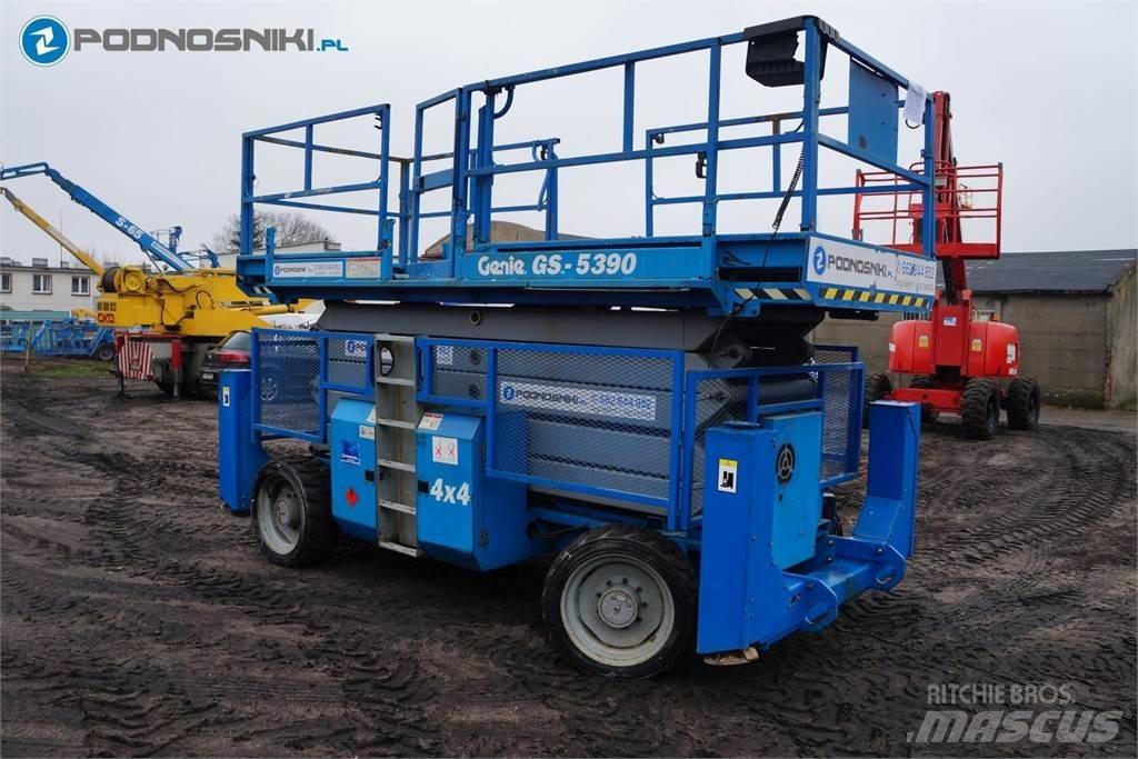Genie 5390 Nůžková zvedací plošina