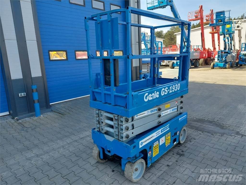 Genie GS-1930 Nůžková zvedací plošina