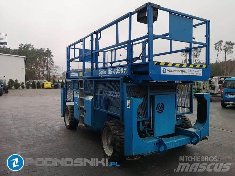 Genie GS-4390 Nůžková zvedací plošina