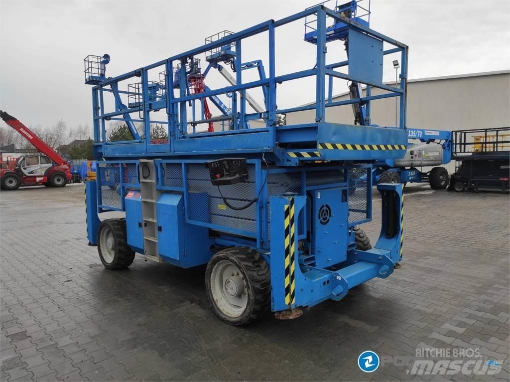 Genie GS-4390 Nůžková zvedací plošina