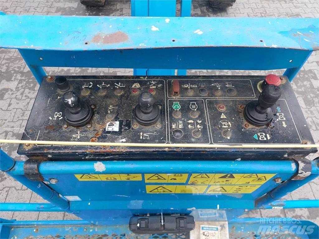 Genie Z-45/25J RT Kloubové plošiny