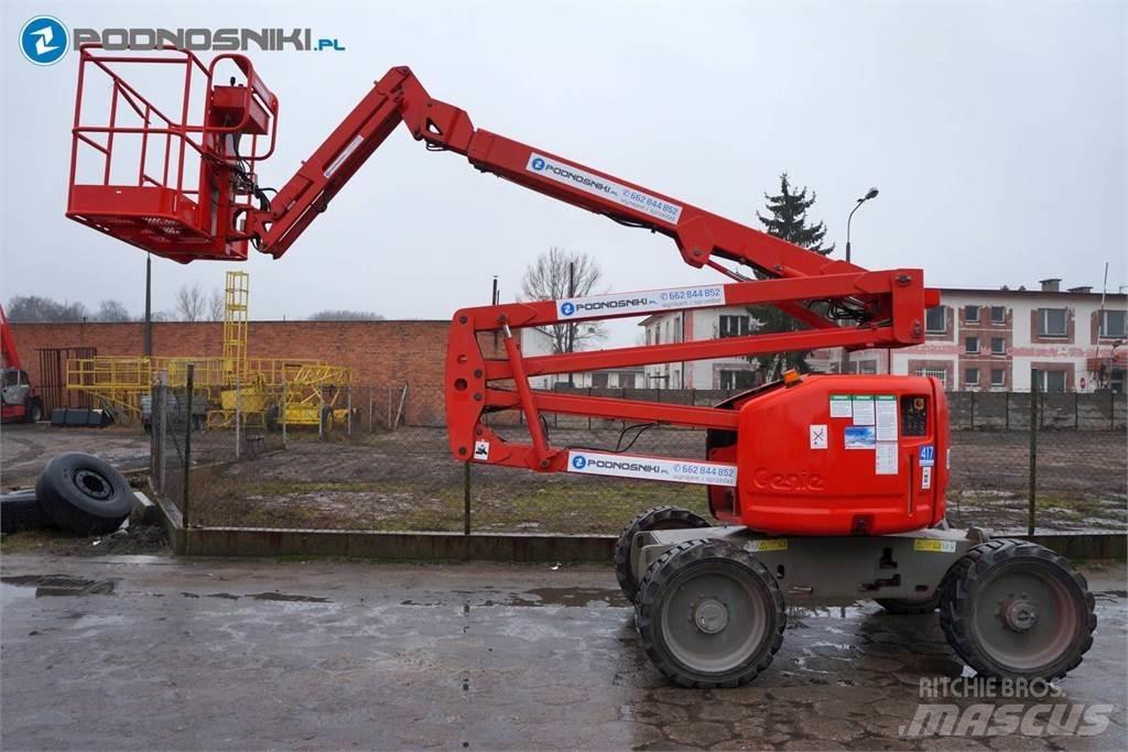 Genie Z45/25J Kloubové plošiny