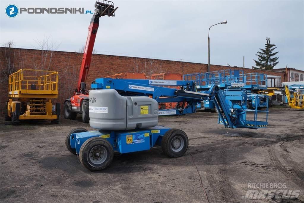 Genie Z45/25J DC Kloubové plošiny