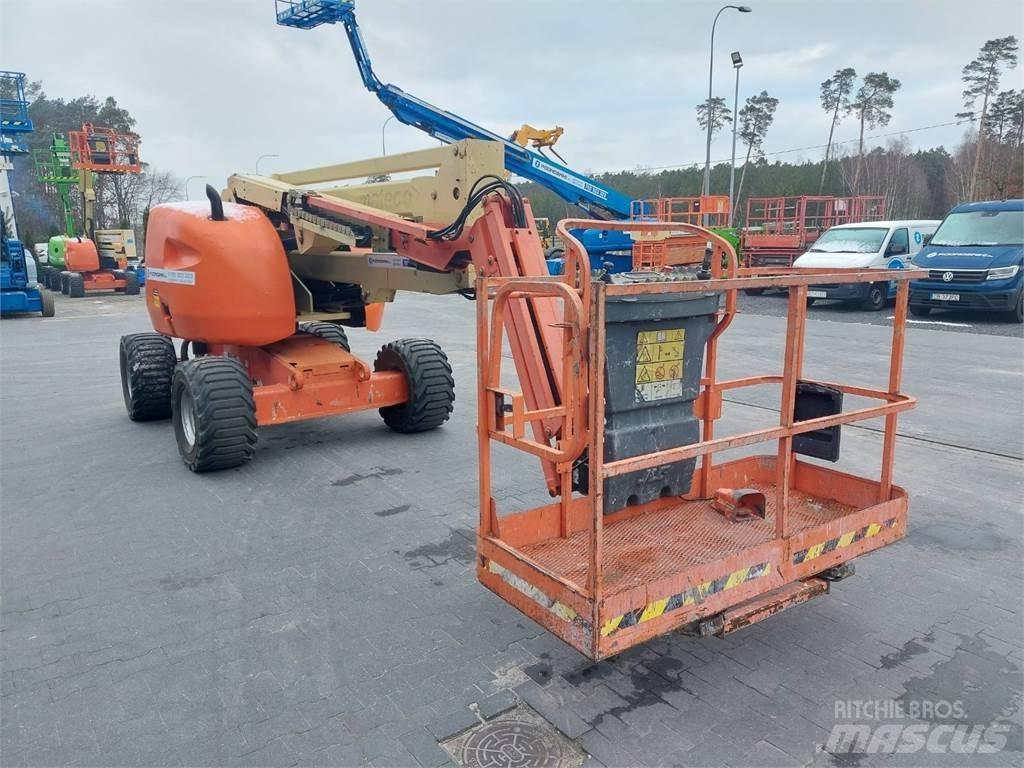 JLG 450AJ Kloubové plošiny