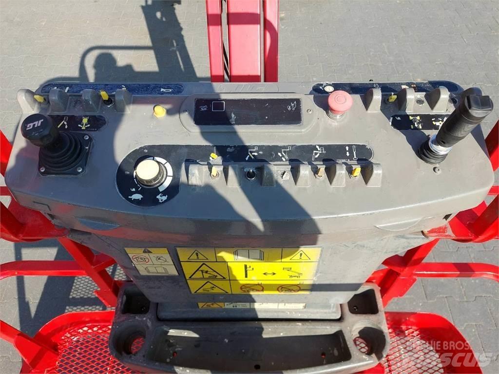 JLG M450AJ Kloubové plošiny