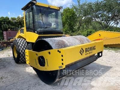 Bomag BW213DH-5 Stavebnictví - ostatní