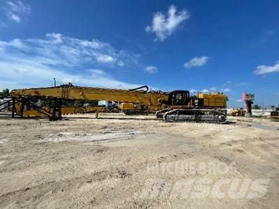 CAT 390FL UHD Demoliční rýpadla