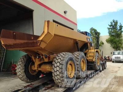 CAT 725 Kloubové dempry