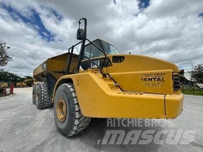 CAT 740 Kloubové dempry