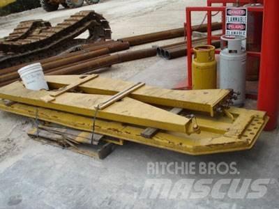 CAT 740 Tailgate Ostatní komponenty