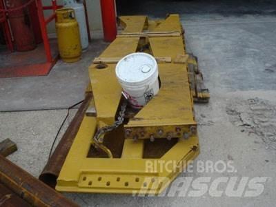 CAT 740 Tailgate Ostatní komponenty
