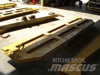 CAT 740 Tailgate Ostatní komponenty