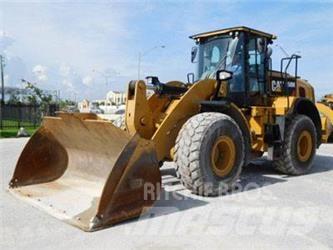 CAT 950M Kolové nakladače