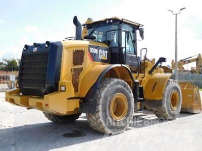 CAT 950M Kolové nakladače