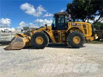CAT 980M Kolové nakladače