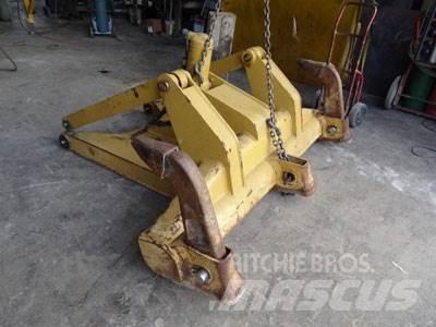 CAT D6R /D6T Ripper, MS Ostatní komponenty