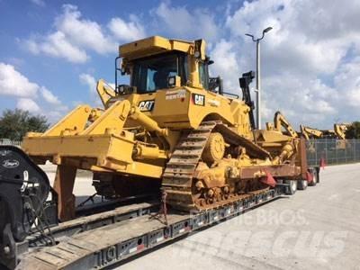 CAT D8T Pásové dozery