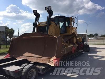 CAT D8T Pásové dozery