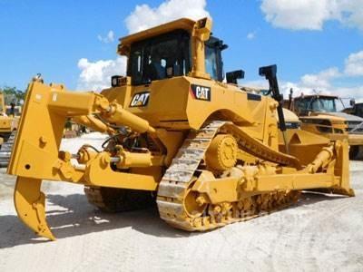 CAT D8T Pásové dozery