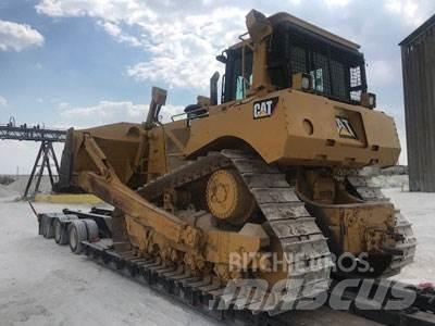 CAT D8T Pásové dozery