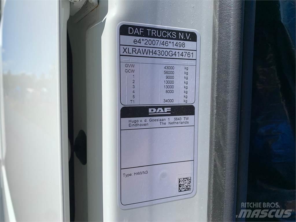 DAF XF 430 8x4*4 Nákladní vozidlo bez nástavby