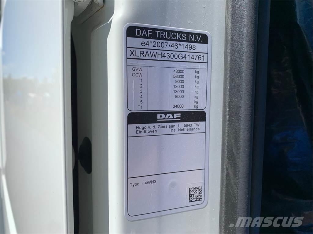 DAF XF 430 8x4*4 Nákladní vozidlo bez nástavby