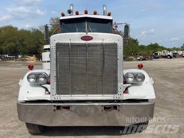 Peterbilt 359 Vyprošťovací vozidla