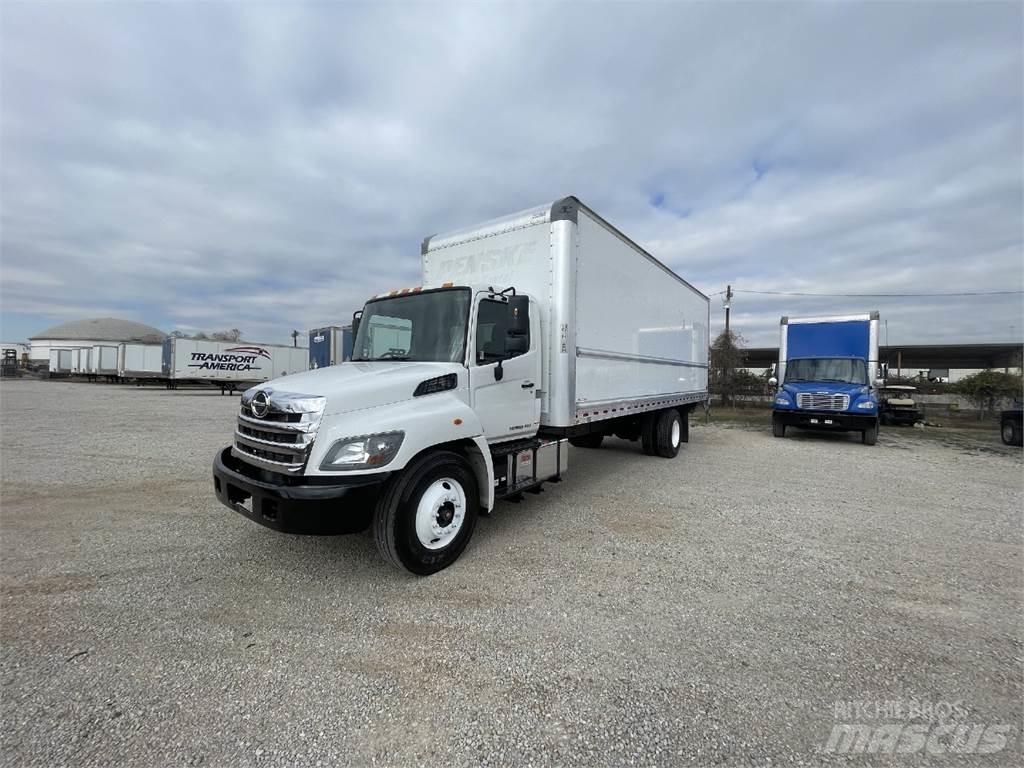 Hino 268 Skříňová nástavba