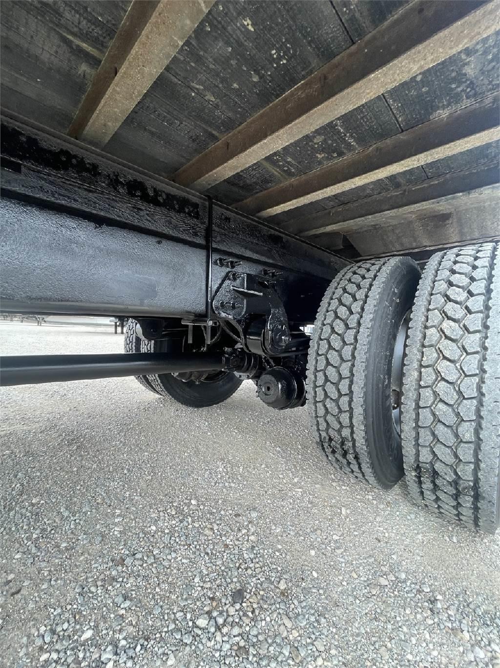 Hino 268 Skříňová nástavba
